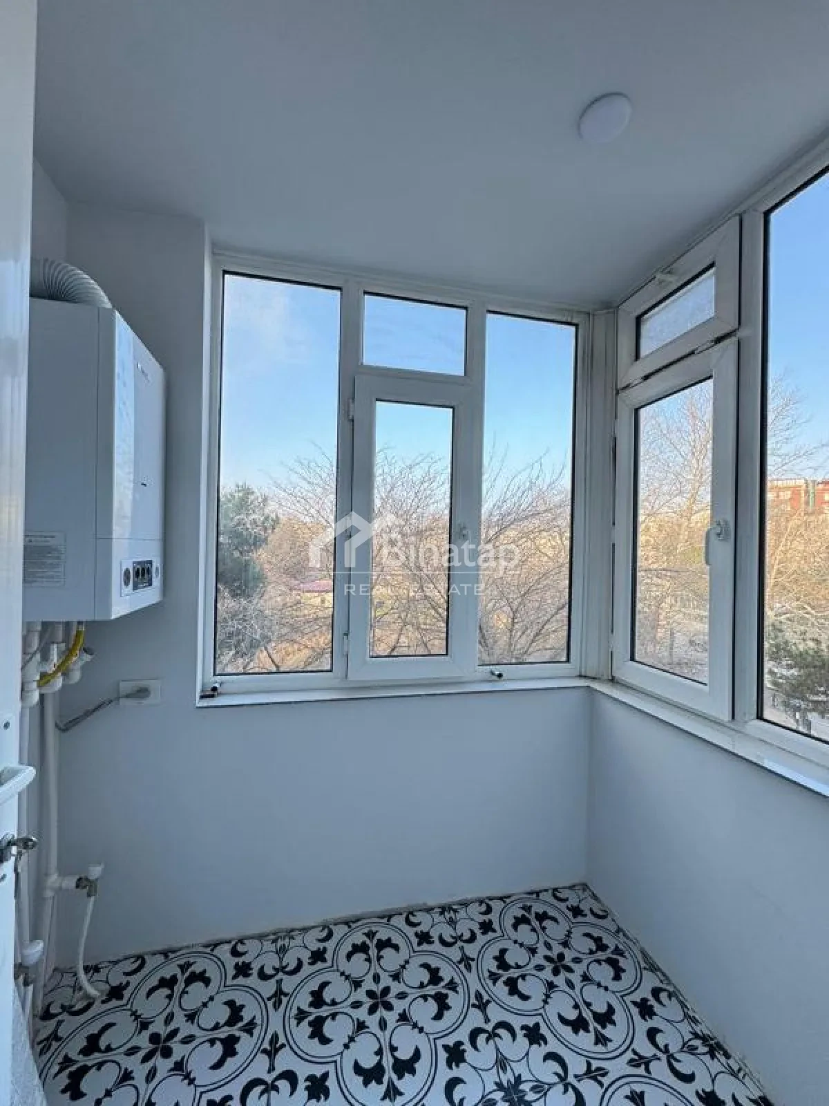 Satılır 2 otaqlı köhnə tikili 45 m², Gənclik m. — şəkil 13