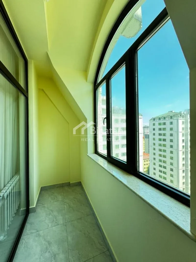 Satılır 3 otaqlı yeni tikili 112 m², 8 Noyabr m. — şəkil 19