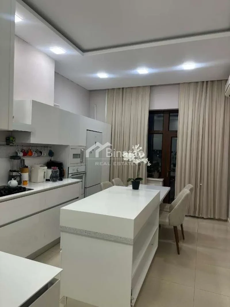 Satılır 4 otaqlı yeni tikili 200 m², Nizami m. — şəkil 6