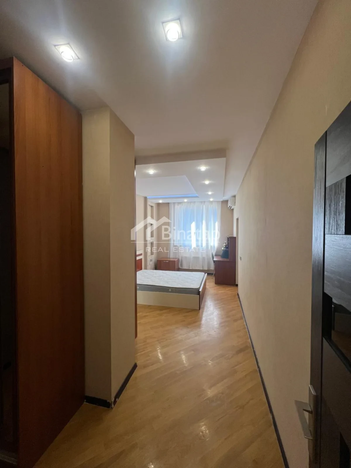 Satılır 3 otaqlı yeni tikili 147 m², 8 Noyabr m. — şəkil 5
