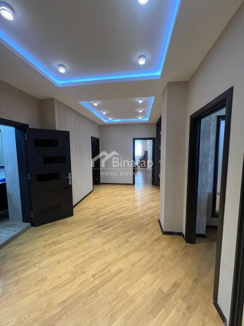 Satılır 3 otaqlı yeni tikili 147 m², 8 Noyabr m. — şəkil 13