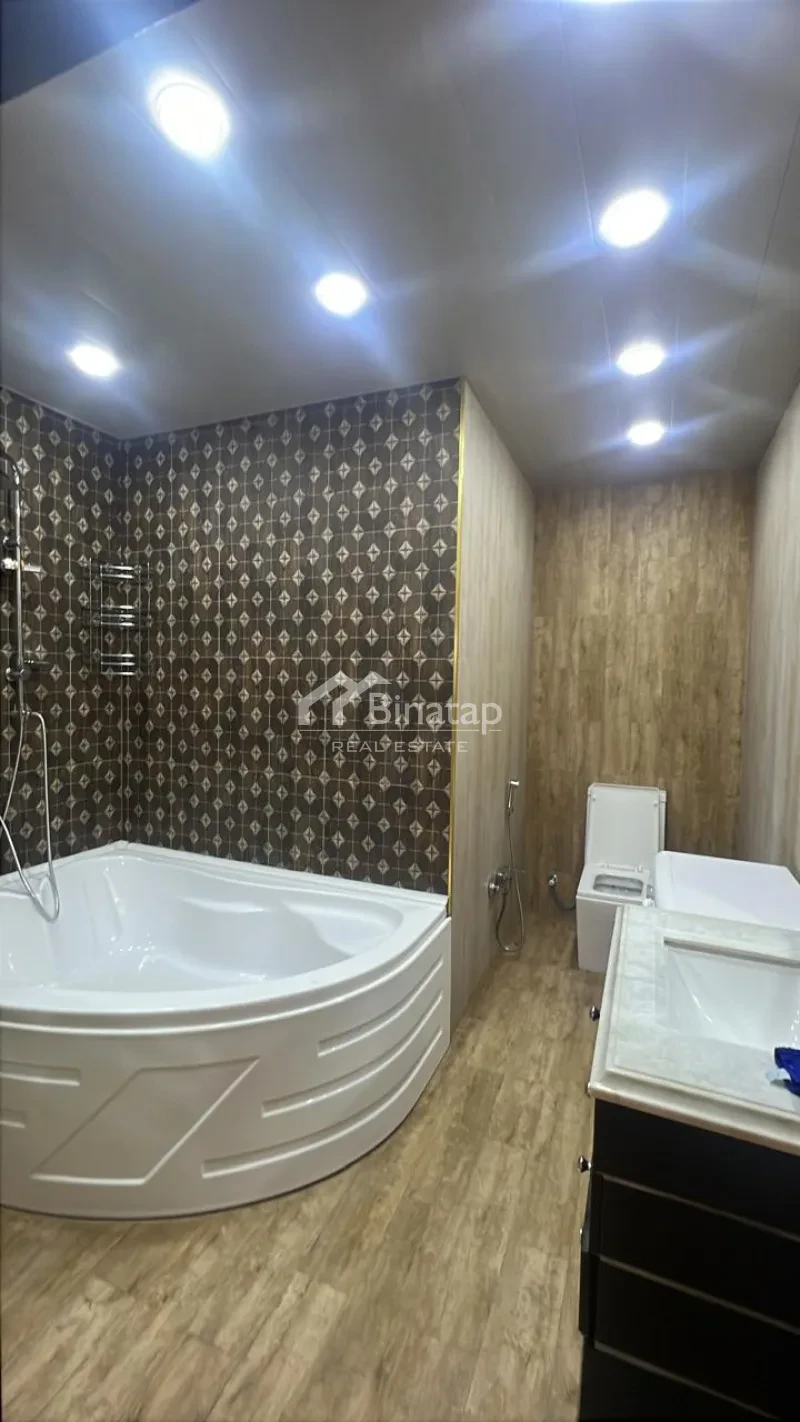 Satılır 3 otaqlı yeni tikili 147 m², 8 Noyabr m. — şəkil 20