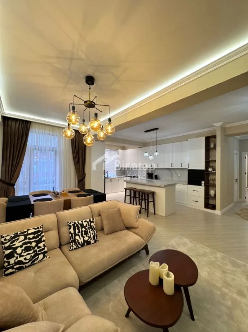 Satılır 3 otaqlı yeni tikili 175 m², 8 Noyabr m.