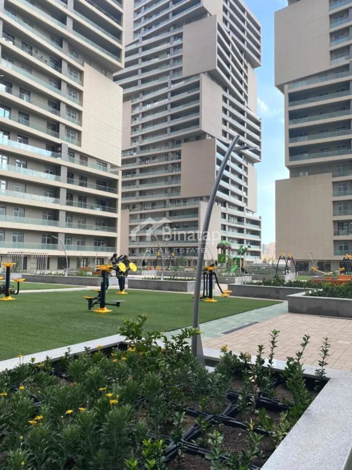 Satılır 2 otaqlı yeni tikili 103.5 m², 8 Noyabr m. — şəkil 9