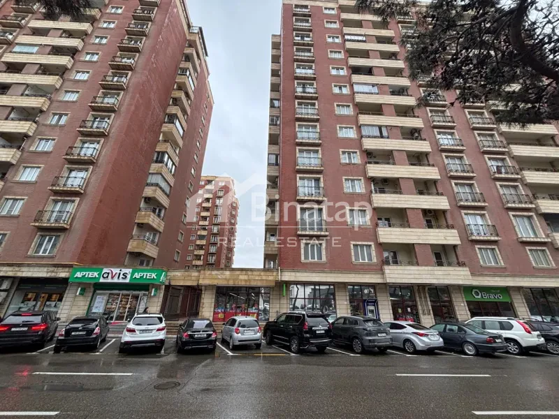Satılır 3 otaqlı yeni tikili 128 m², 28 May m.