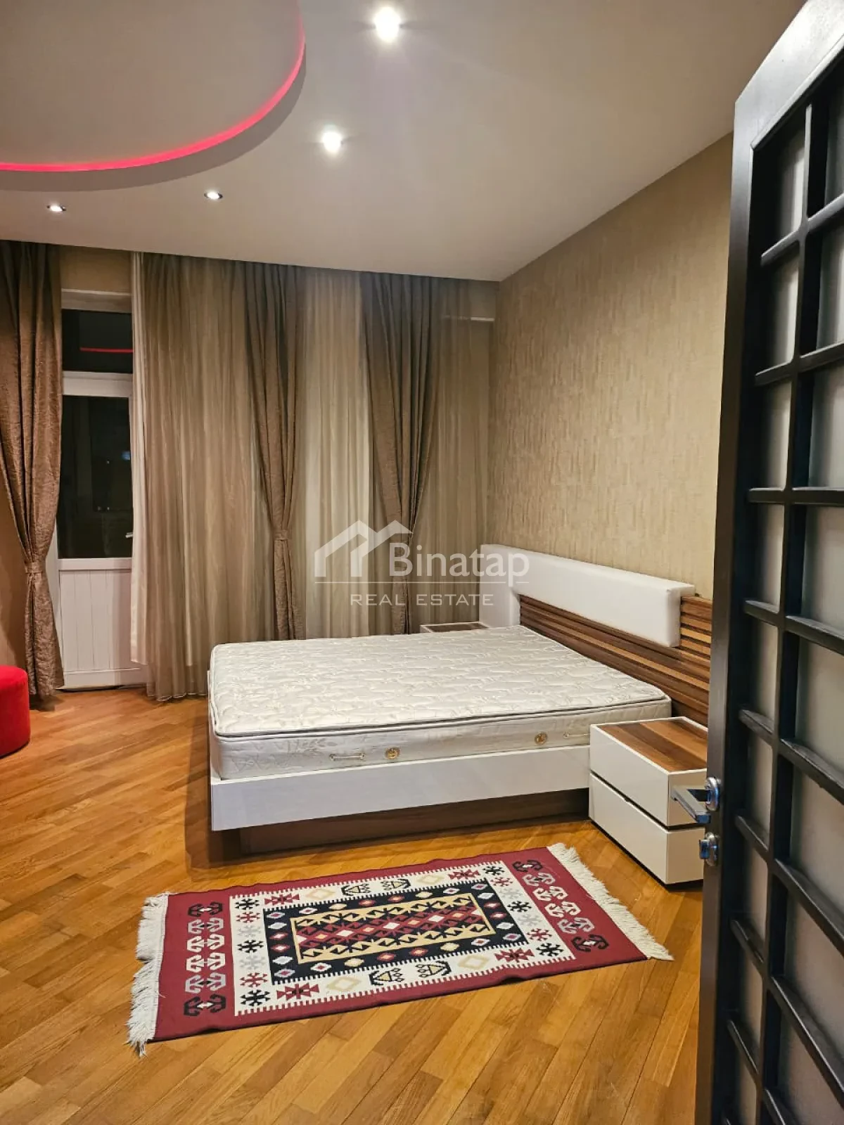 İcarəyə verilir 3 otaqlı yeni tikili 129 m² — şəkil 3