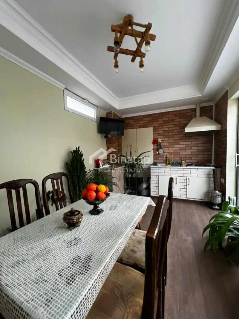 Satılır 5+ otaqlı həyət evi / bağ evi 200 m², Badamdar qəs. — şəkil 8