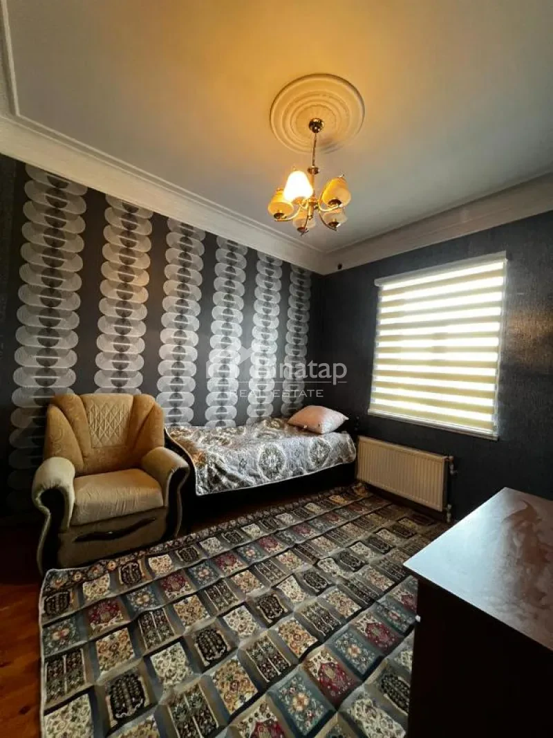 Satılır 5+ otaqlı həyət evi / bağ evi 200 m², Badamdar qəs. — şəkil 12
