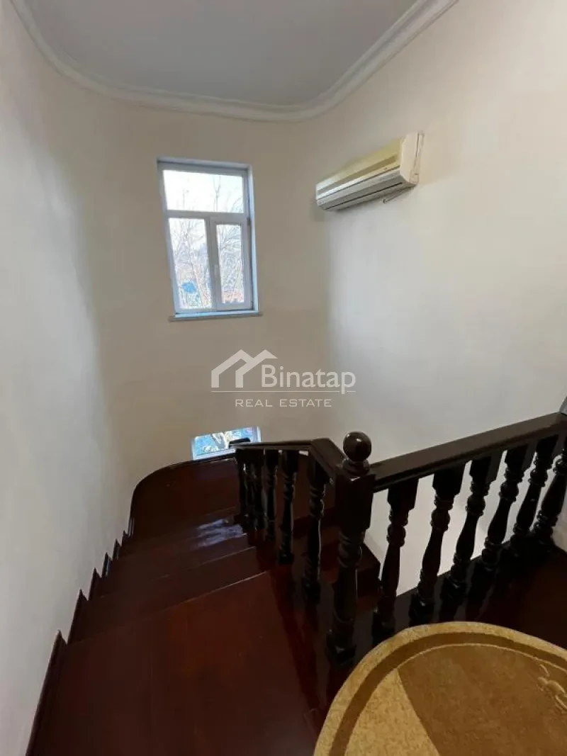 Satılır 5+ otaqlı həyət evi / bağ evi 200 m², Badamdar qəs. — şəkil 19