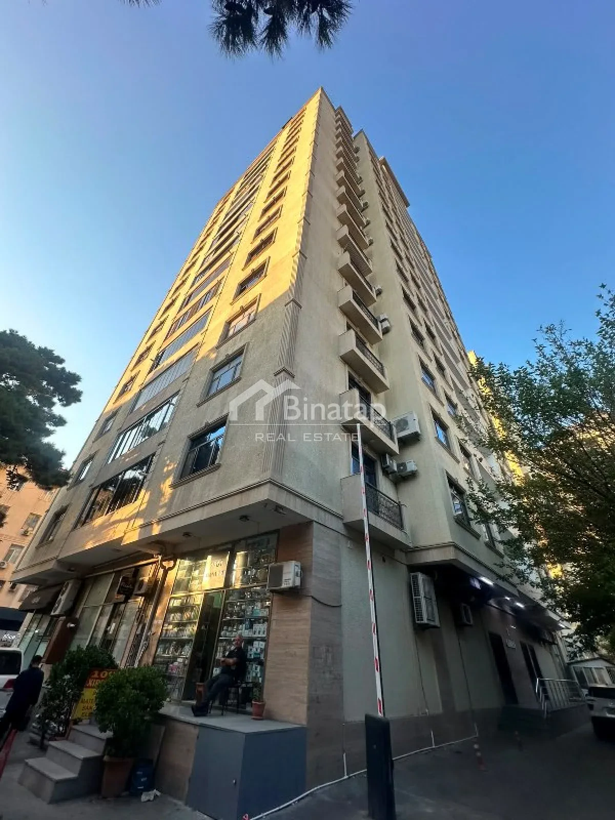 Satılır 4 otaqlı yeni tikili 240 m², Nəriman Nərimanov m. — şəkil 1