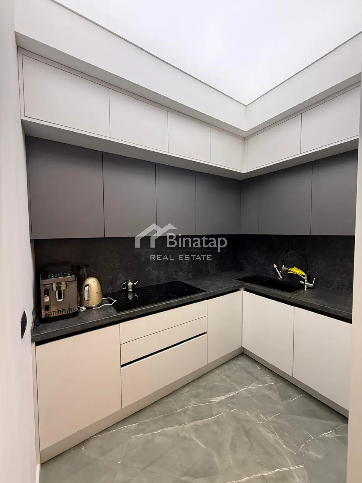 Satılır 3 otaqlı yeni tikili 135 m², 28 May m. — şəkil 13