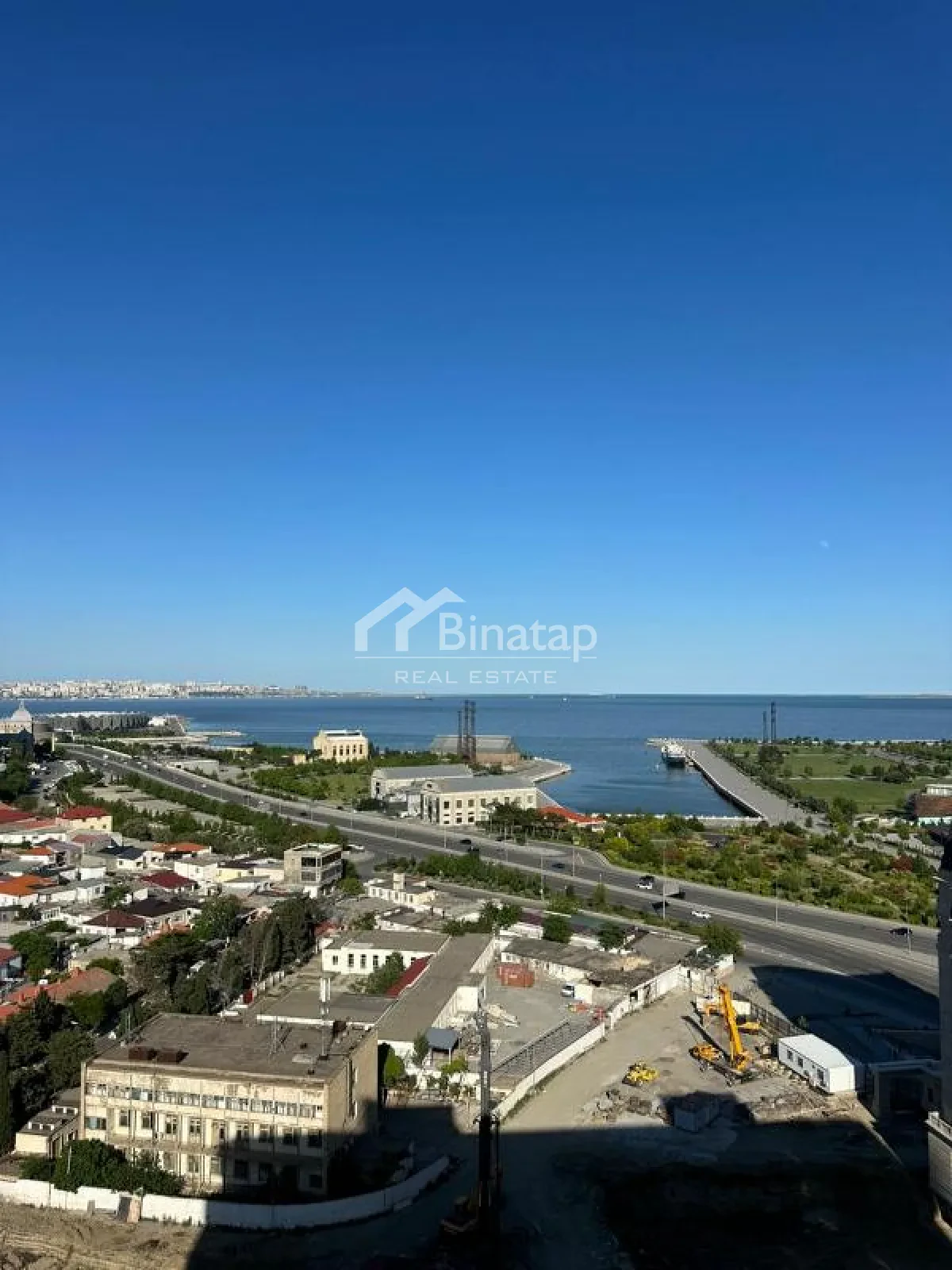 Satılır 4 otaqlı yeni tikili 156 m², İçərişəhər m. — şəkil 1