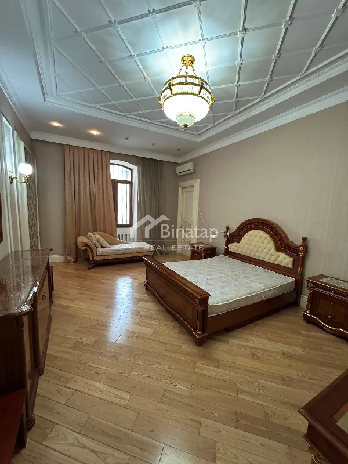 İcarəyə verilir 4 otaqlı köhnə tikili 200 m², İçərişəhər m. — şəkil 4