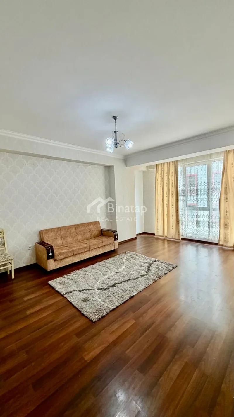 Satılır 2 otaqlı yeni tikili 70 m², İnşaatçılar m.