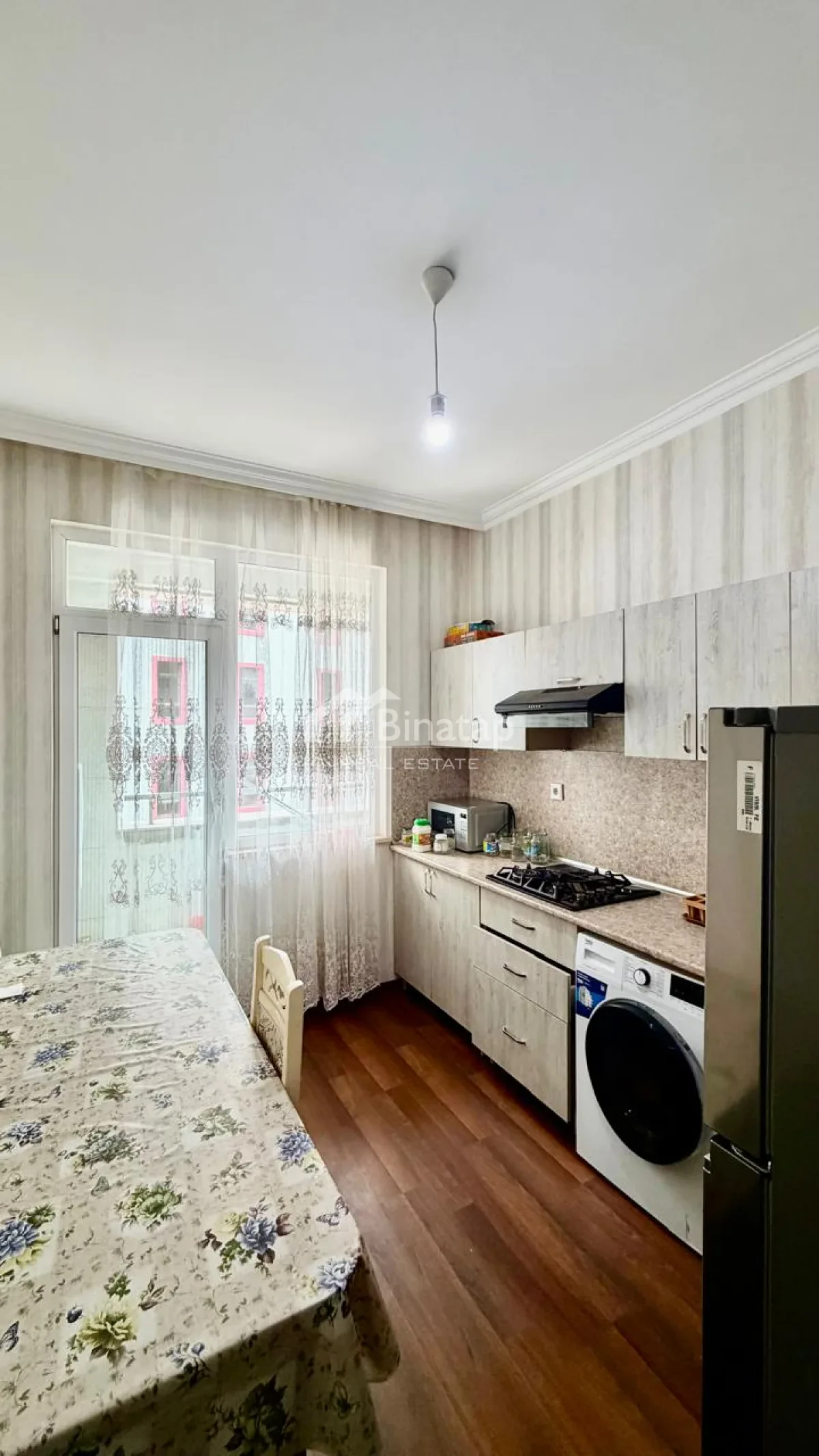 Satılır 2 otaqlı yeni tikili 70 m², İnşaatçılar m. — şəkil 5