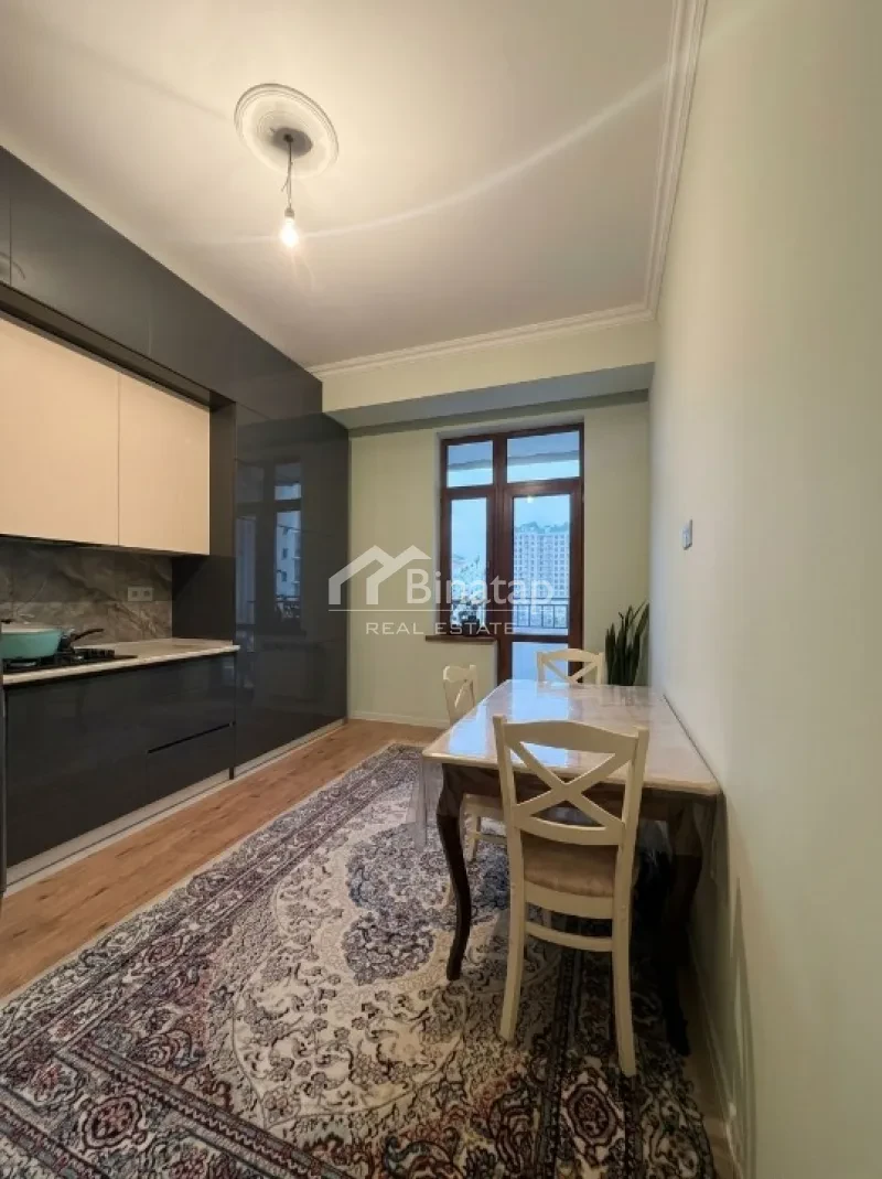 Satılır 4 otaqlı yeni tikili 130 m², 8 Noyabr m. — şəkil 5