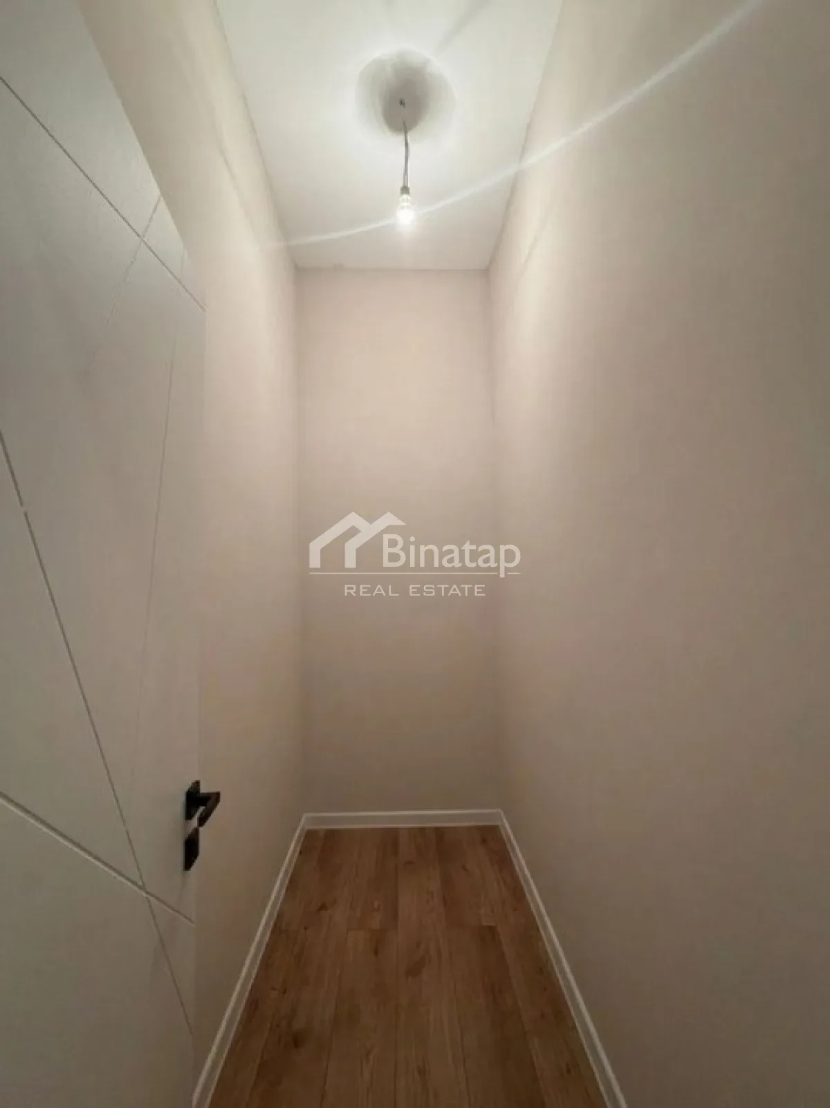 Satılır 4 otaqlı yeni tikili 130 m², 8 Noyabr m. — şəkil 11