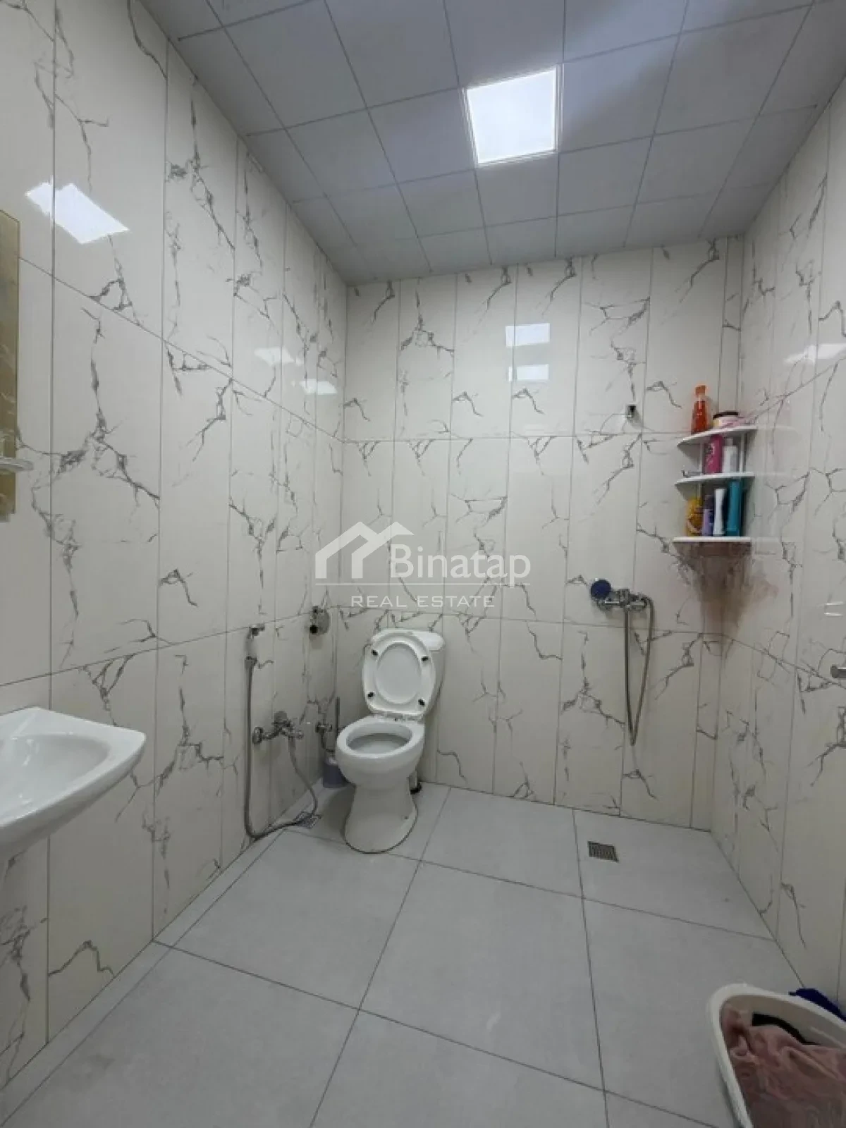 Satılır 4 otaqlı yeni tikili 130 m², 8 Noyabr m. — şəkil 14