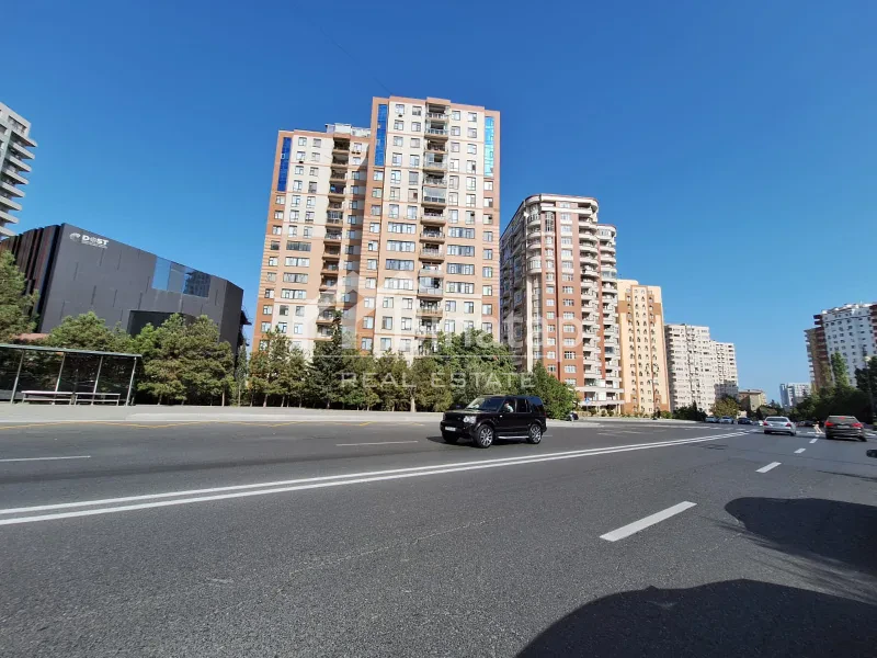 Satılır 3 otaqlı yeni tikili 165 m², Elmlər Akademiyası m.