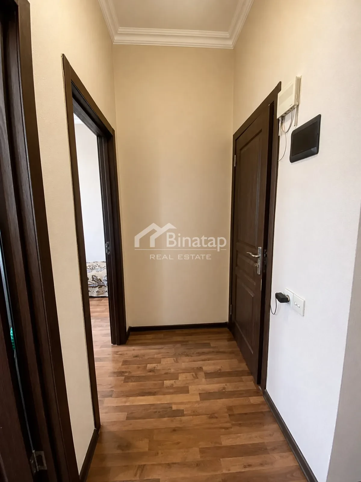 Satılır 1 otaqlı yeni tikili 40 m², İnşaatçılar m. — şəkil 4