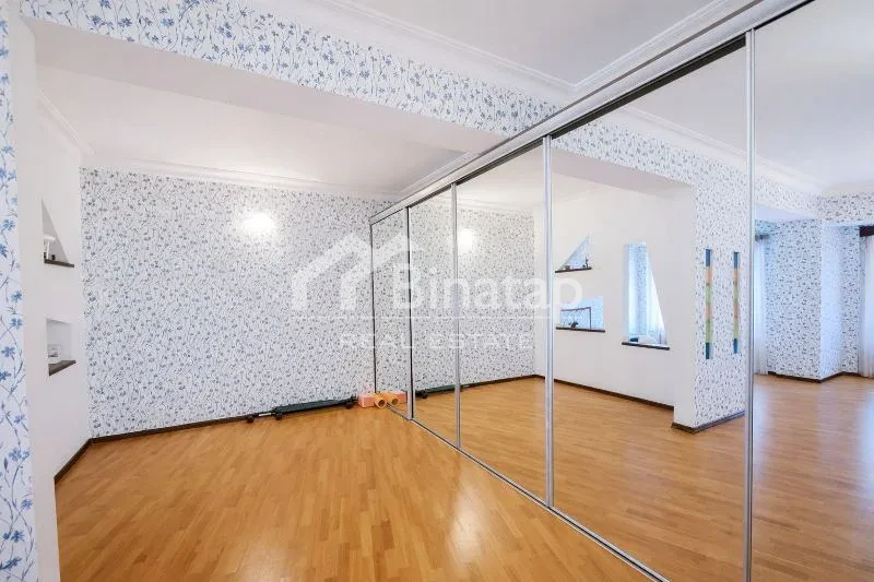 Продаётся 3-комн. новостройка 157 м², м. Элмляр Академиясы — фото 5
