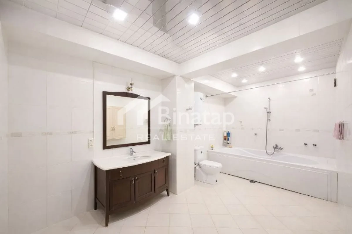 Продаётся 3-комн. новостройка 157 м², м. Элмляр Академиясы — фото 8