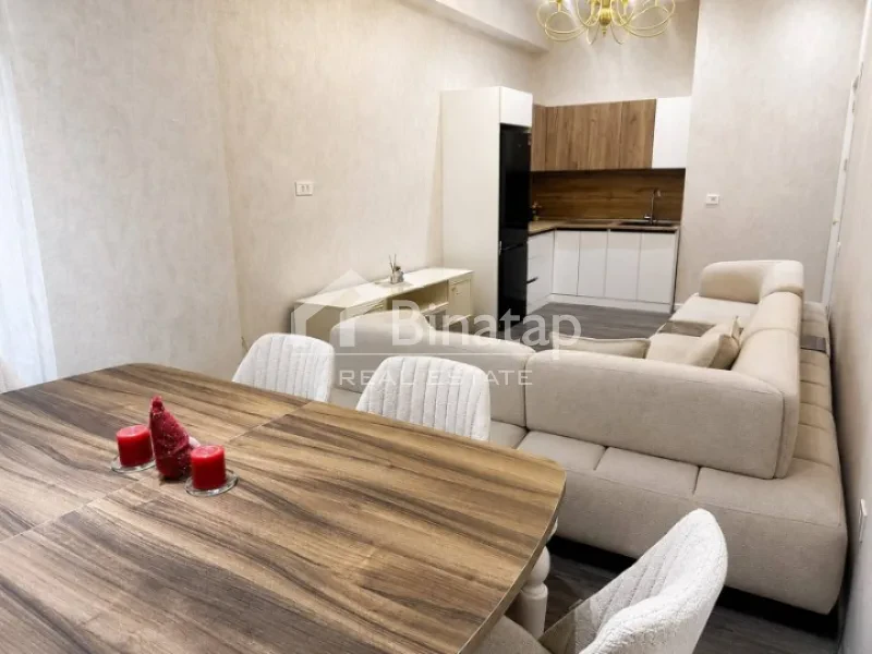 Satılır 2 otaqlı yeni tikili 68 m², 28 May m. — şəkil 3