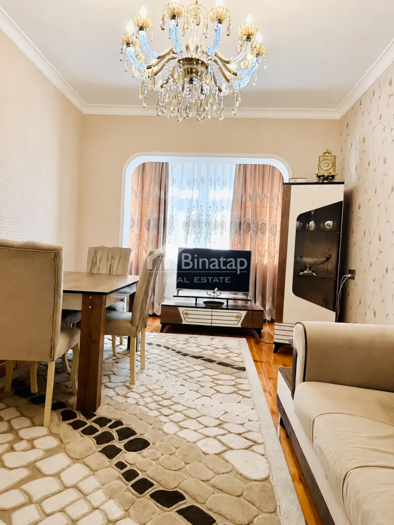 Satılır 3 otaqlı köhnə tikili 85 m², 9-cu mikrorayon qəs.