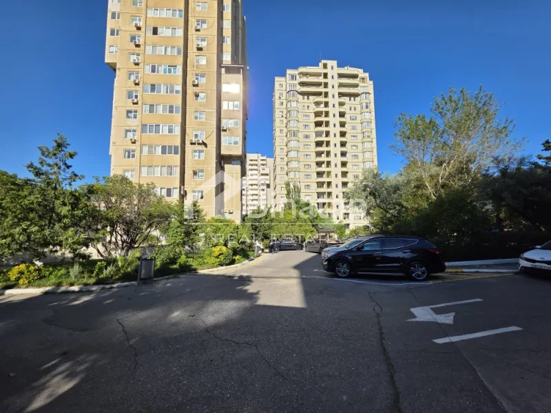 Satılır 2 otaqlı yeni tikili 68 m², Elmlər Akademiyası m. — şəkil 2