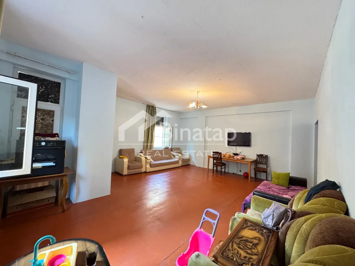Satılır 4 otaqlı yeni tikili 159 m², 9-cu mikrorayon qəs. — şəkil 1