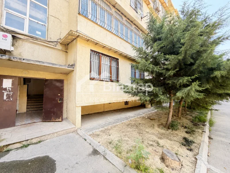 Satılır 5+ otaqlı köhnə tikili 160 m², Neftçilər m.