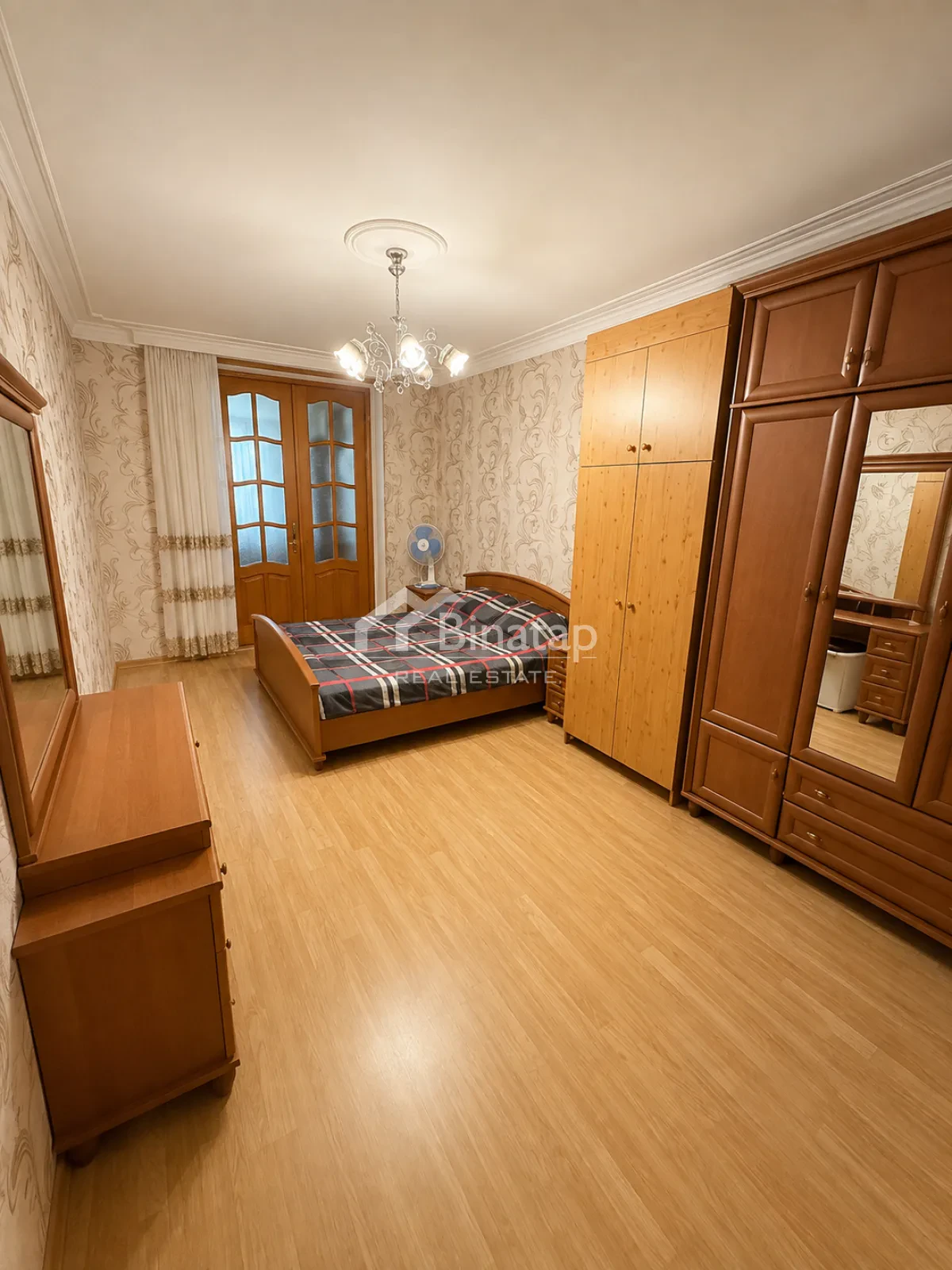 Satılır 5+ otaqlı köhnə tikili 160 m², Neftçilər m. — şəkil 6