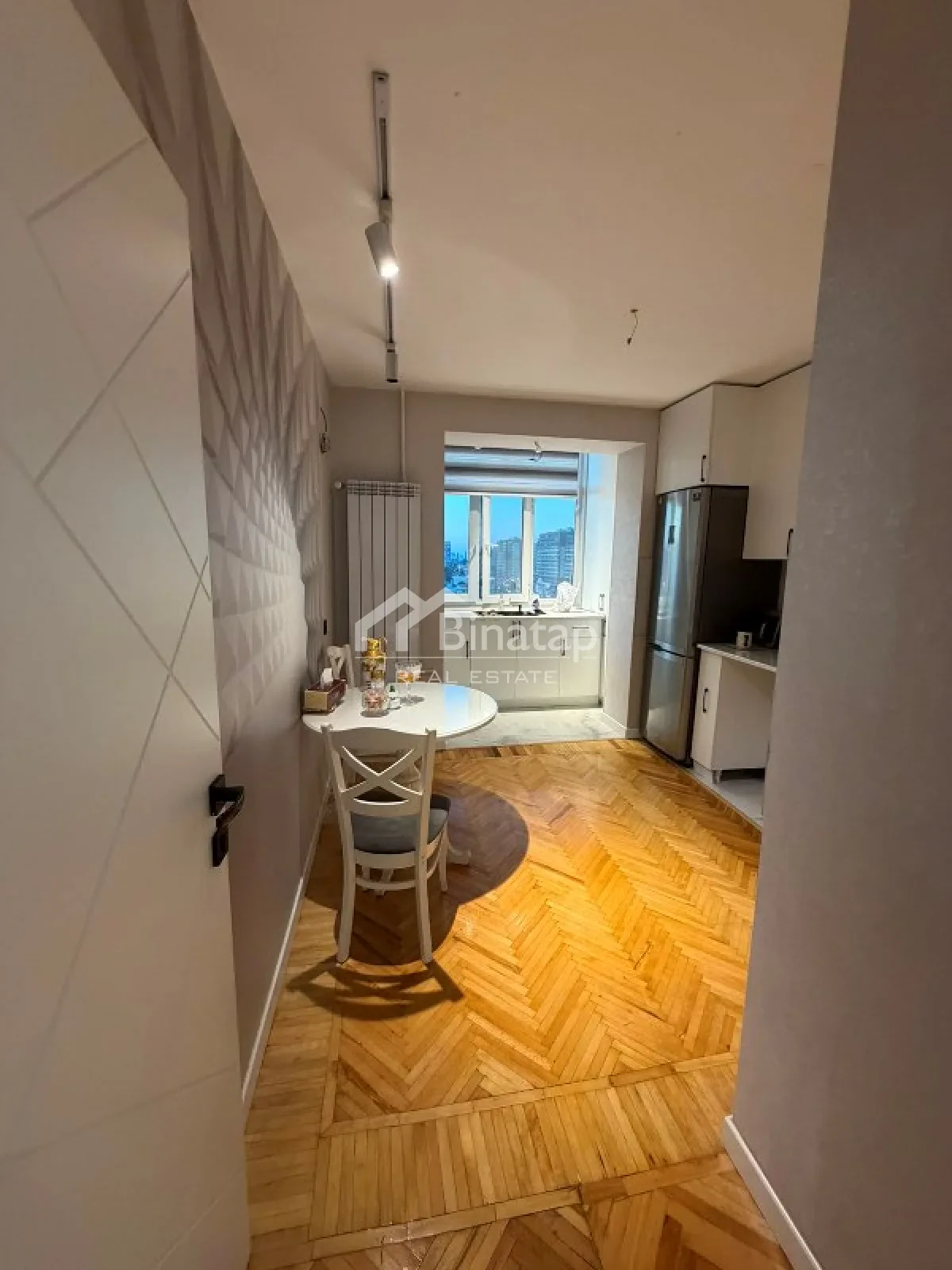 Продаётся 3-комн. квартира 80 м², м. Иншаатчылар — фото 7