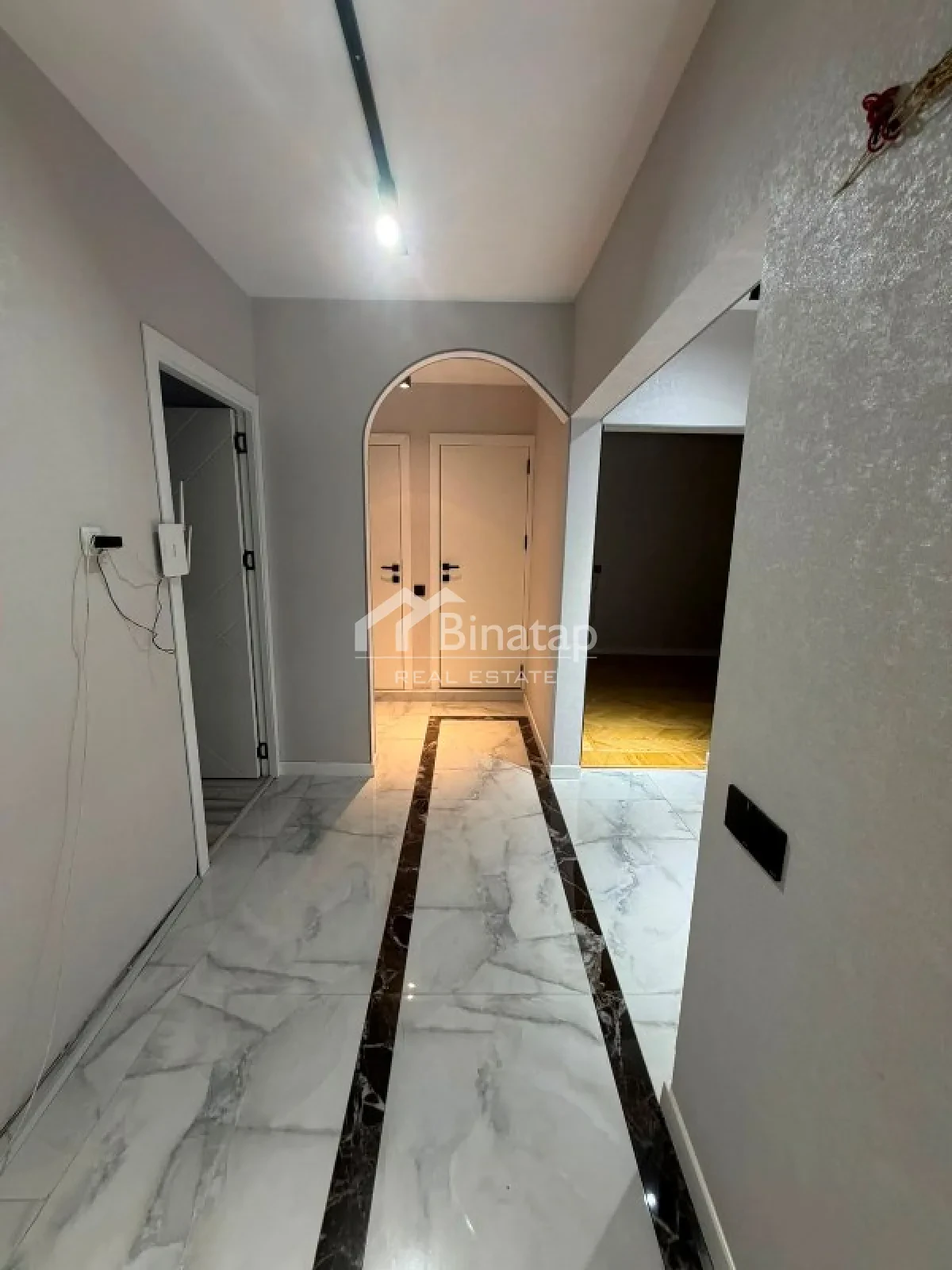 Продаётся 3-комн. квартира 80 м², м. Иншаатчылар — фото 14