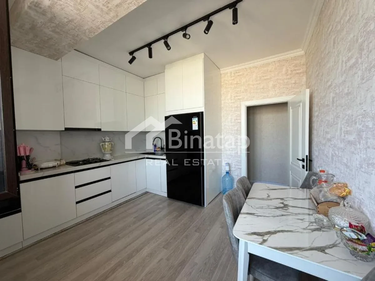 Продаётся 3-комн. новостройка 100 м², м. Ичеришехер — фото 10