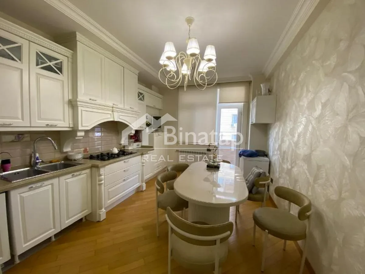 Satılır 3 otaqlı yeni tikili 158 m², Xətai m. — şəkil 1