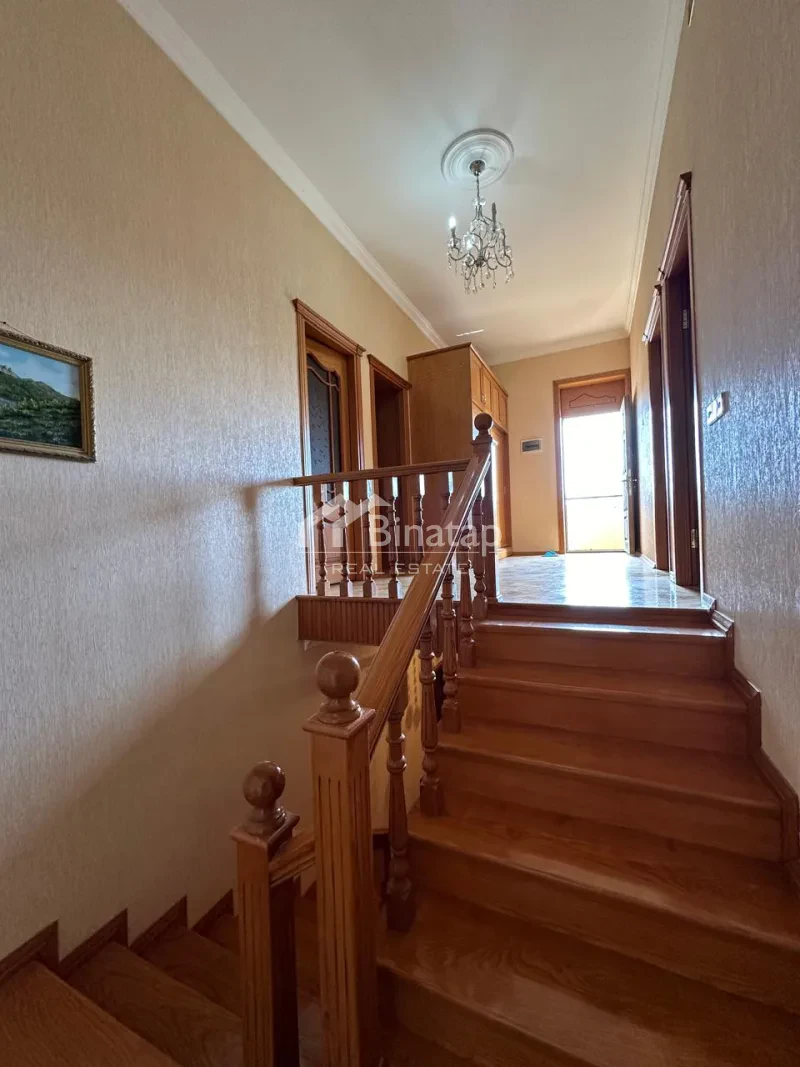İcarəyə verilir 8 otaqlı həyət evi / bağ evi 305 m², Biləcəri qəs. — şəkil 12