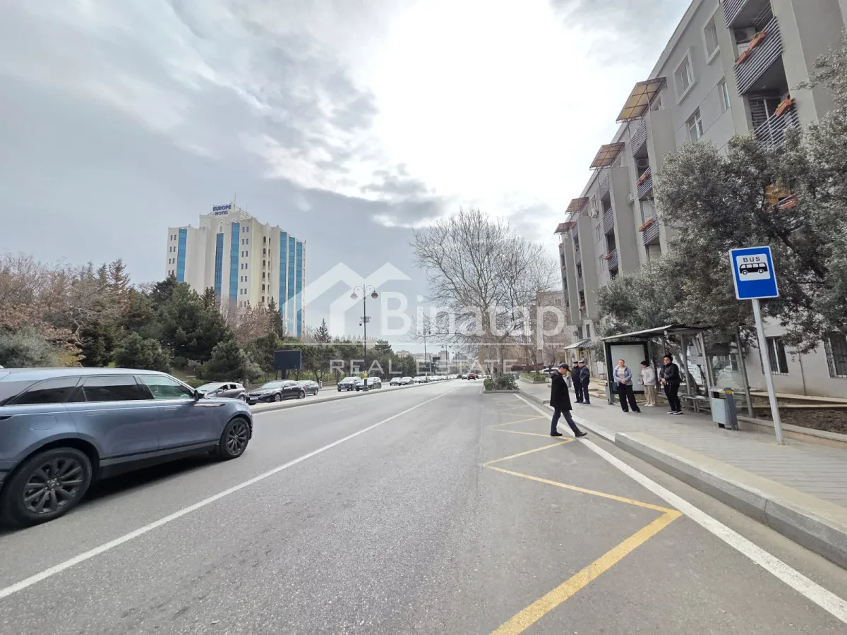 Продаётся 2-комн. квартира 55 м², м. Низами — фото 1