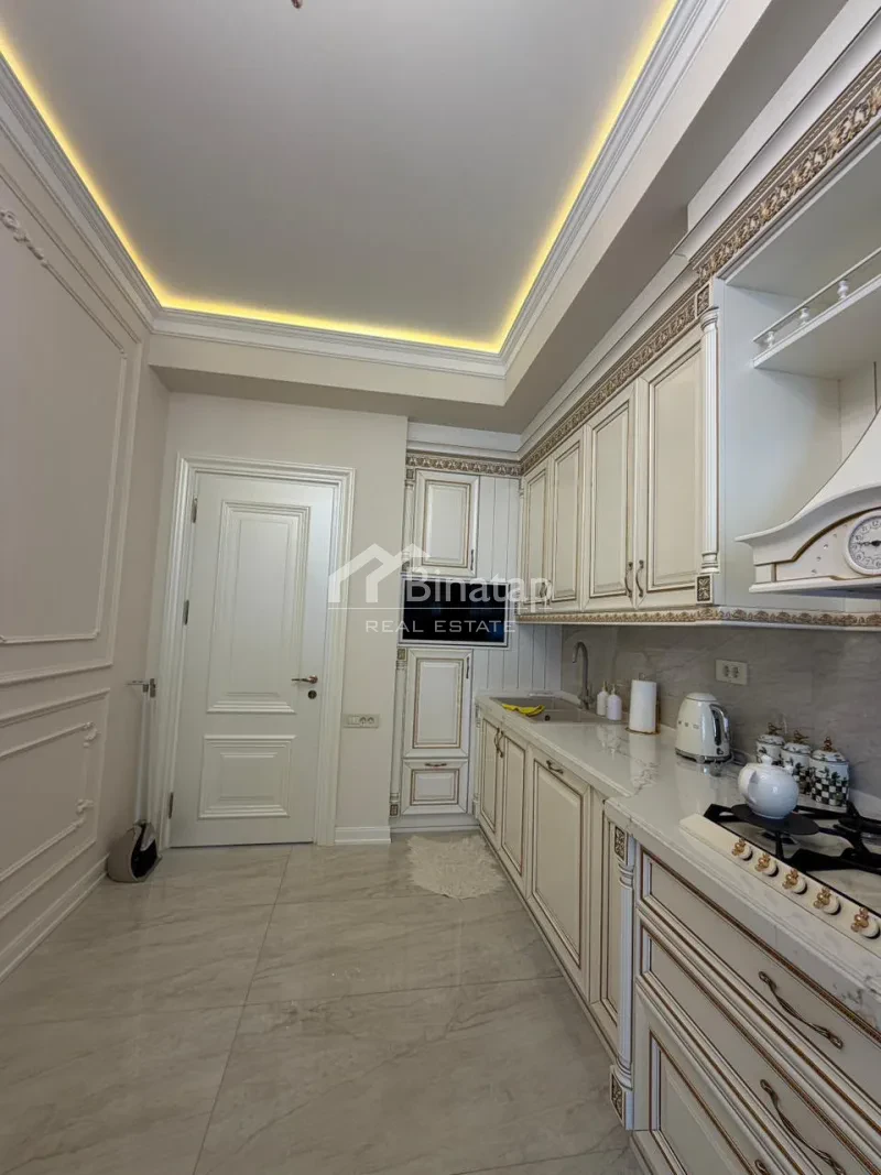 Satılır 3 otaqlı yeni tikili 158 m², 28 May m. — şəkil 4