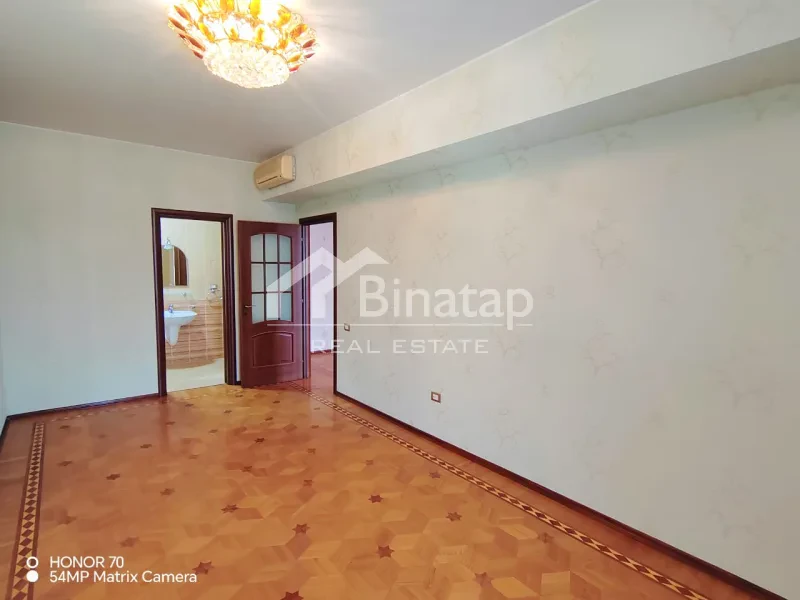 Продаётся 5-комн. квартира 187 м², м. Низами — фото 2