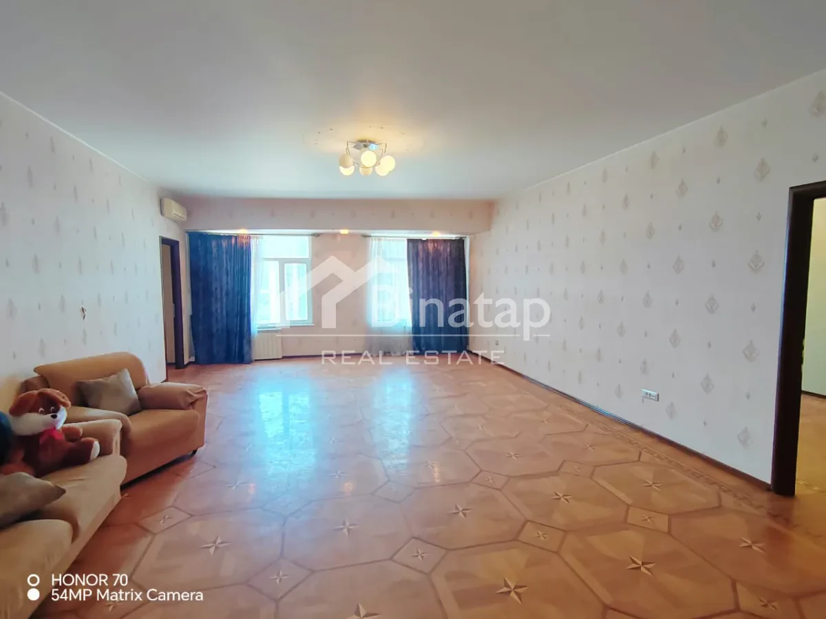 Продаётся 5-комн. квартира 187 м², м. Низами — фото 5