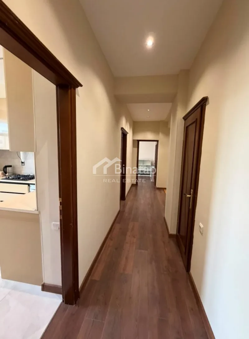Satılır 3 otaqlı yeni tikili 120 m², 8 Noyabr m. — şəkil 15