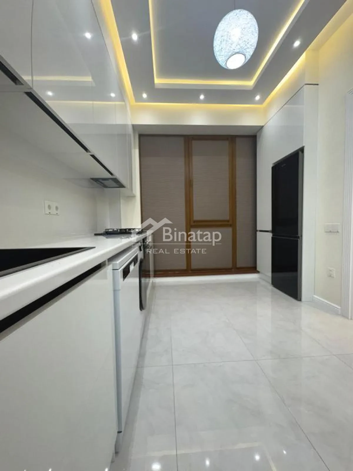 Продаётся 3-комн. новостройка 100 м², м. Гянджлик — фото 8