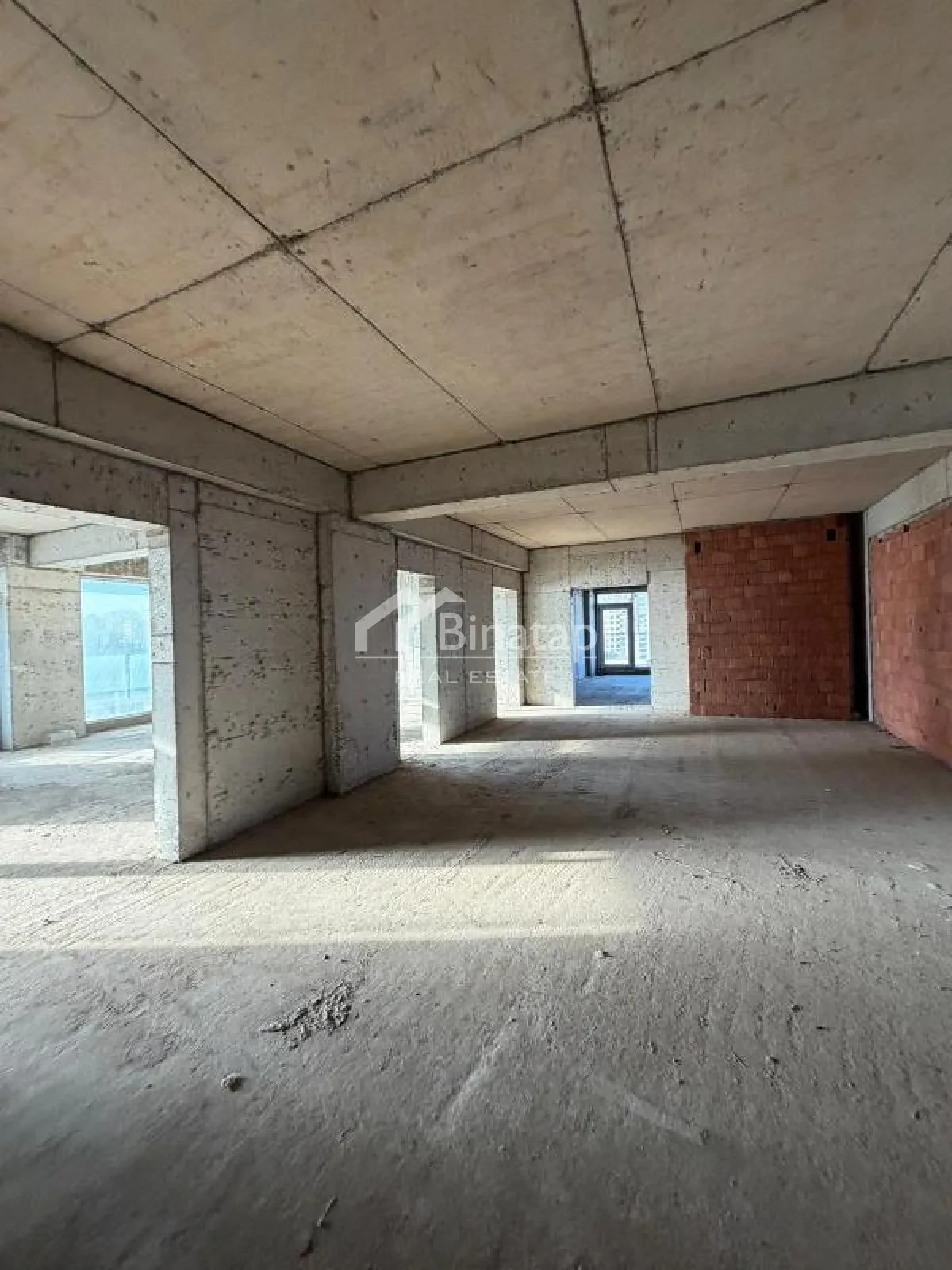 Satılır 4 otaqlı yeni tikili 240 m², 28 May m. — şəkil 10
