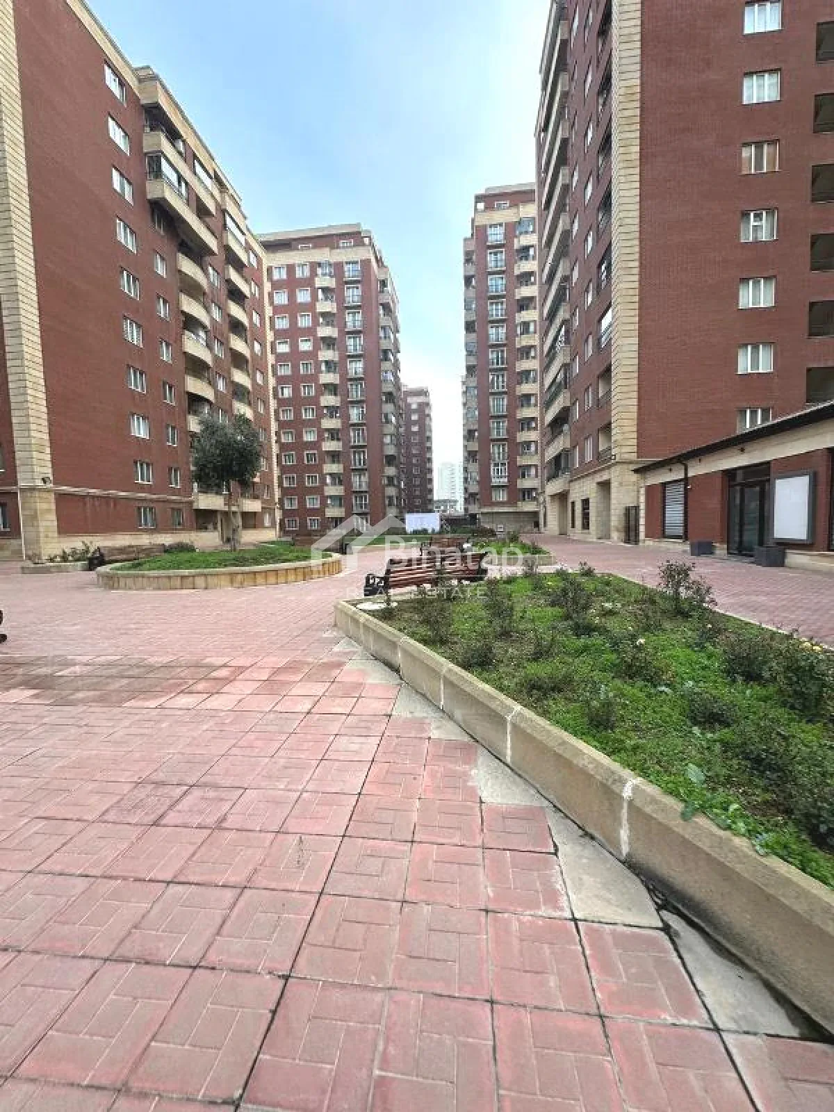 Satılır 3 otaqlı yeni tikili 116 m², 28 May m. — şəkil 3