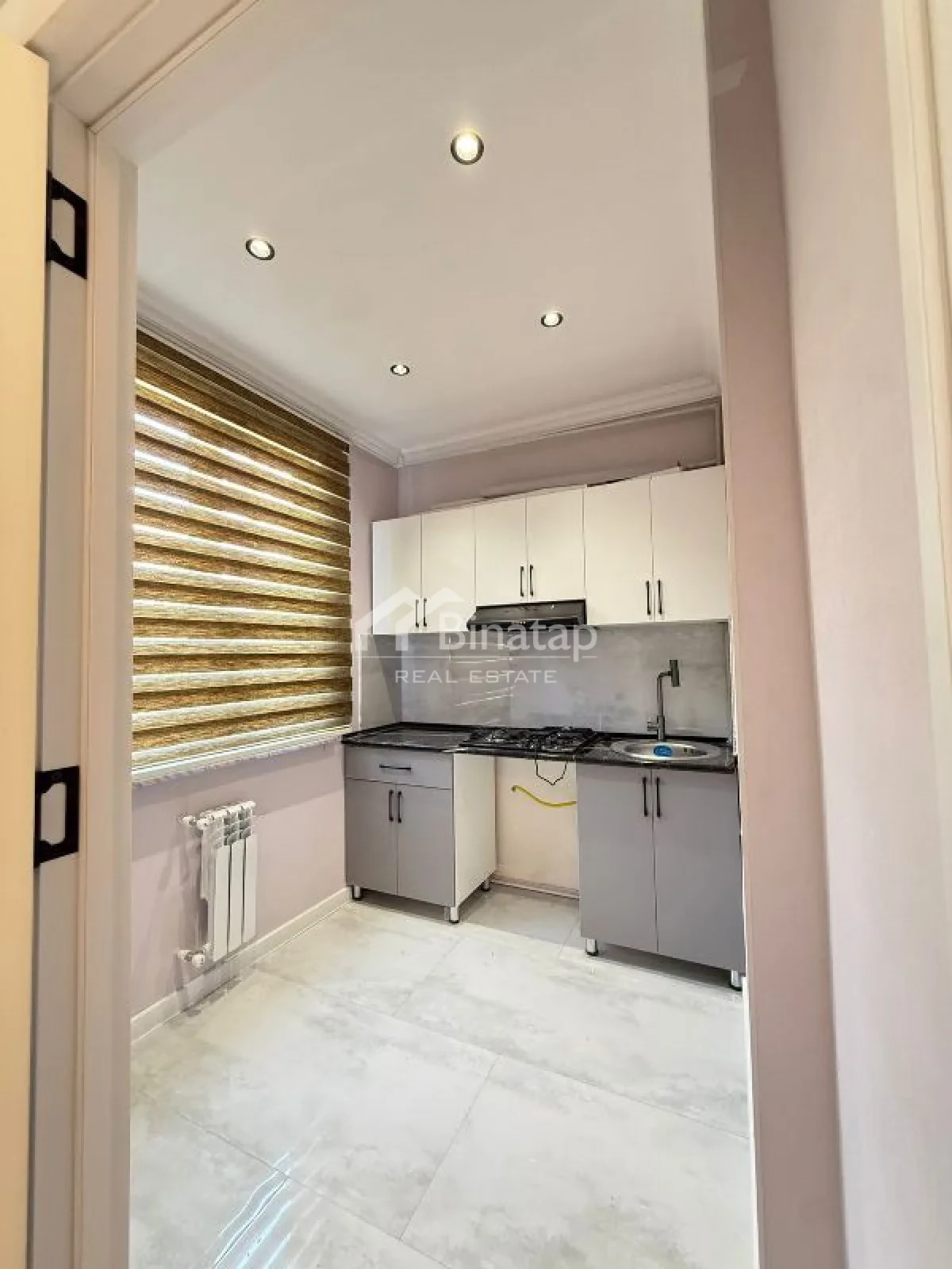 Satılır 2 otaqlı köhnə tikili 50 m², Memar Əcəmi m. — şəkil 9