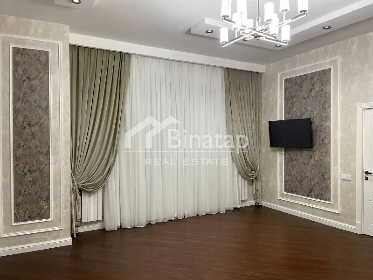 Satılır 6 otaqlı həyət evi / bağ evi 430 m², Əhmədli m. — şəkil 12