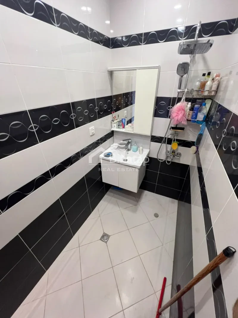 Satılır 2 otaqlı köhnə tikili 52 m², Suraxanı r. — şəkil 10