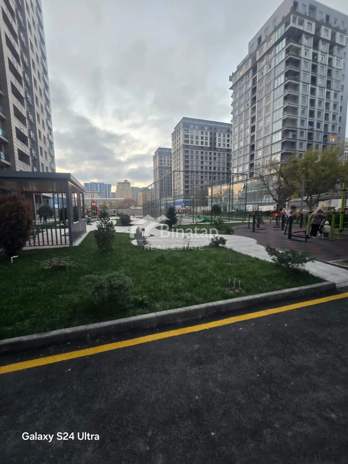 Satılır 2 otaqlı yeni tikili 67 m², 28 May m. — şəkil 2