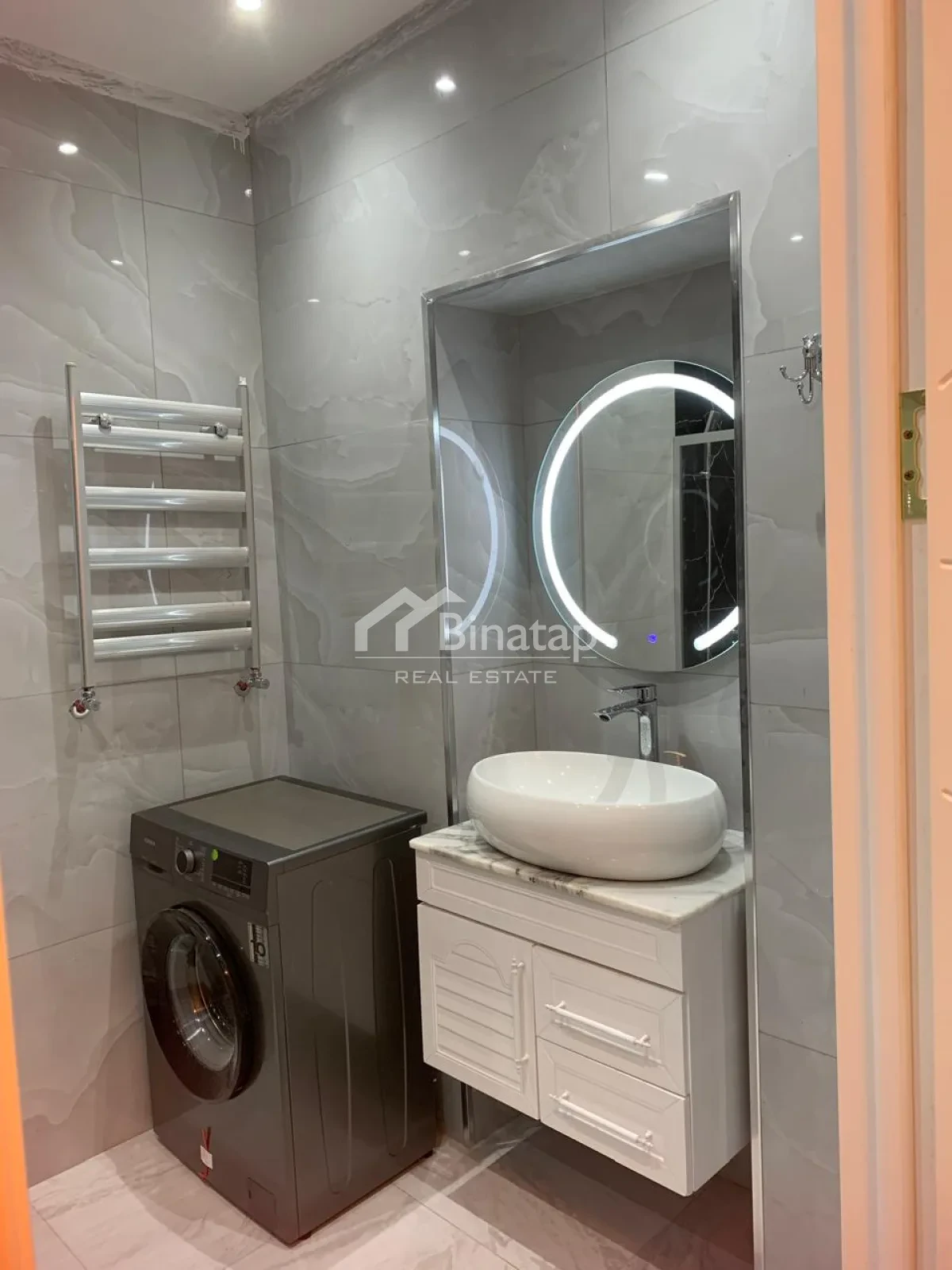 Satılır 2 otaqlı yeni tikili 67 m², 28 May m. — şəkil 14